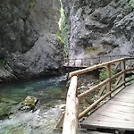 Mit Balkon By Interhome