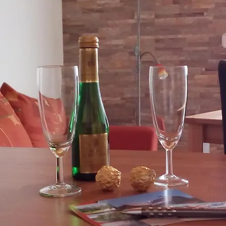 Mit Balkon By Interhome